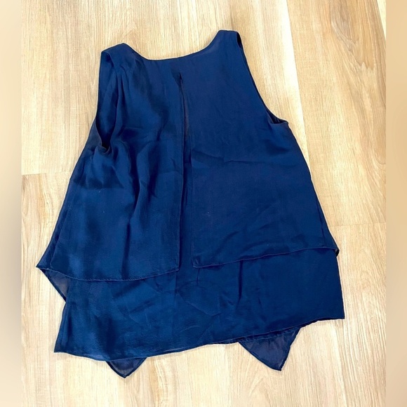 BABATON Aritzia 100% Silk Blue Dressy Ruffled Blouse. Size XXS - Picture 5 of 8